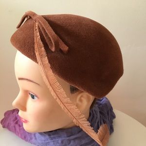 Vintage beret